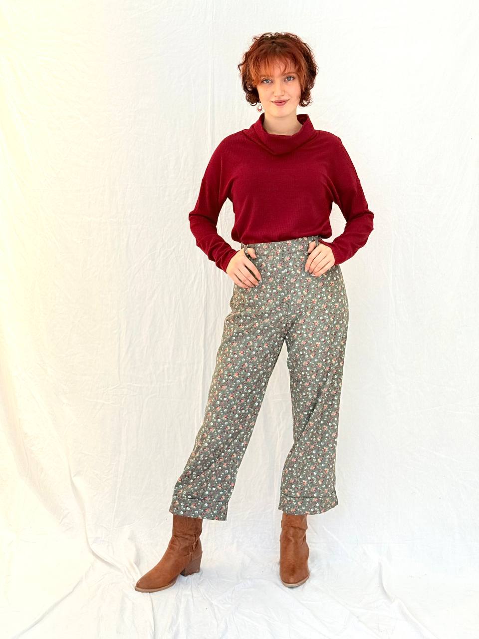 מכנס פלורי- ירוק פרחוני