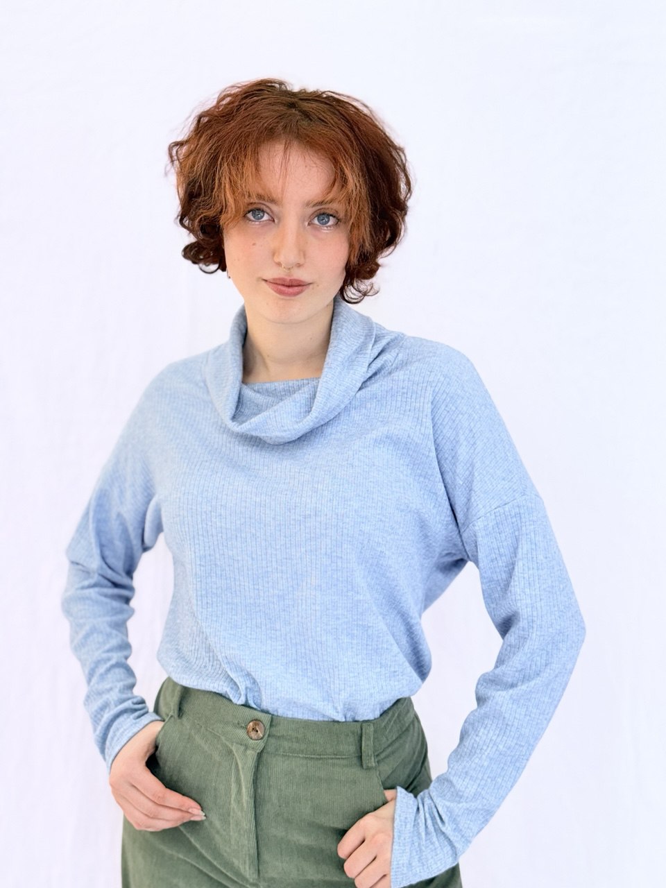 סריג דנה- תכלת