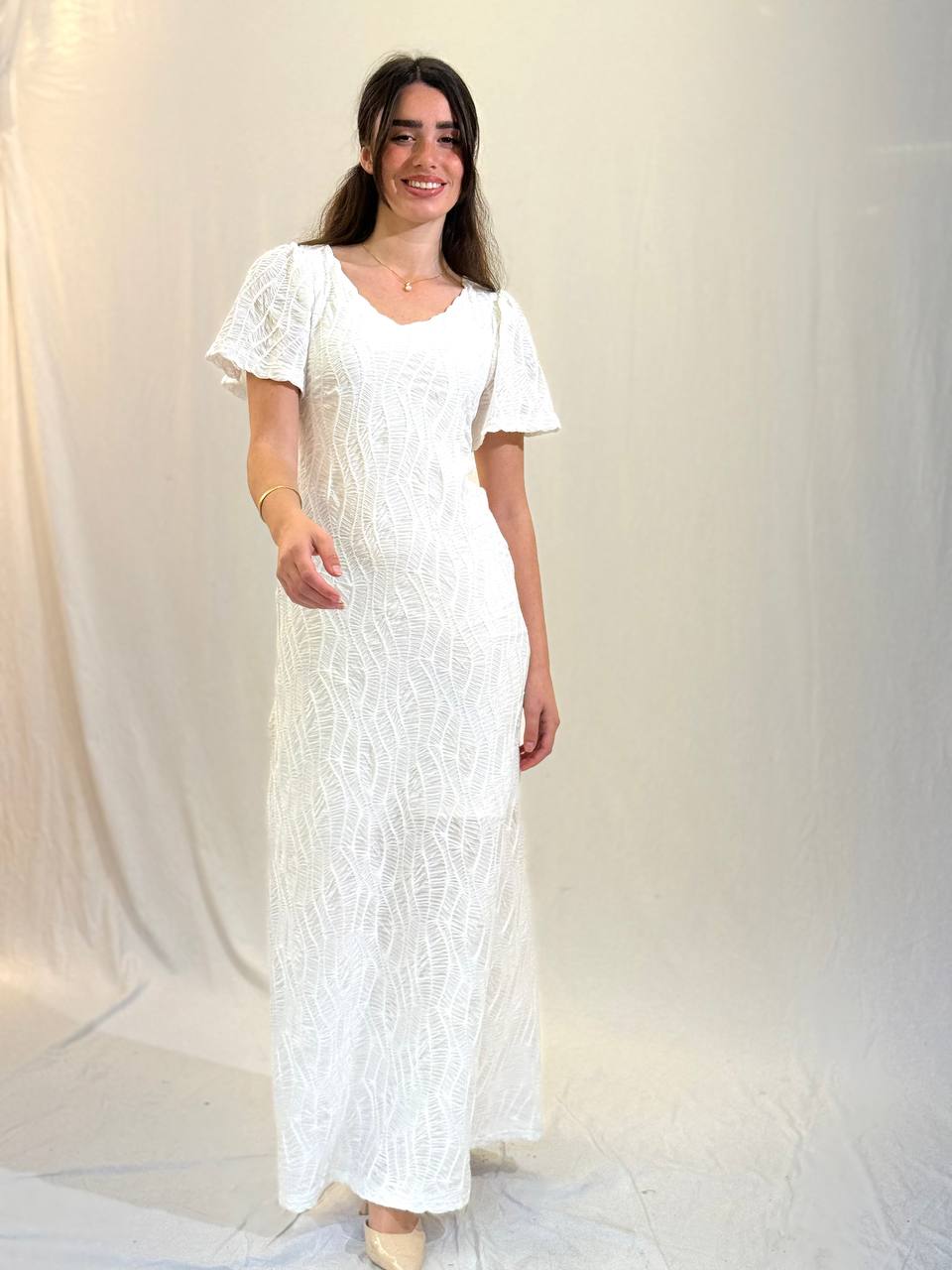 שמלת דורין- לבן