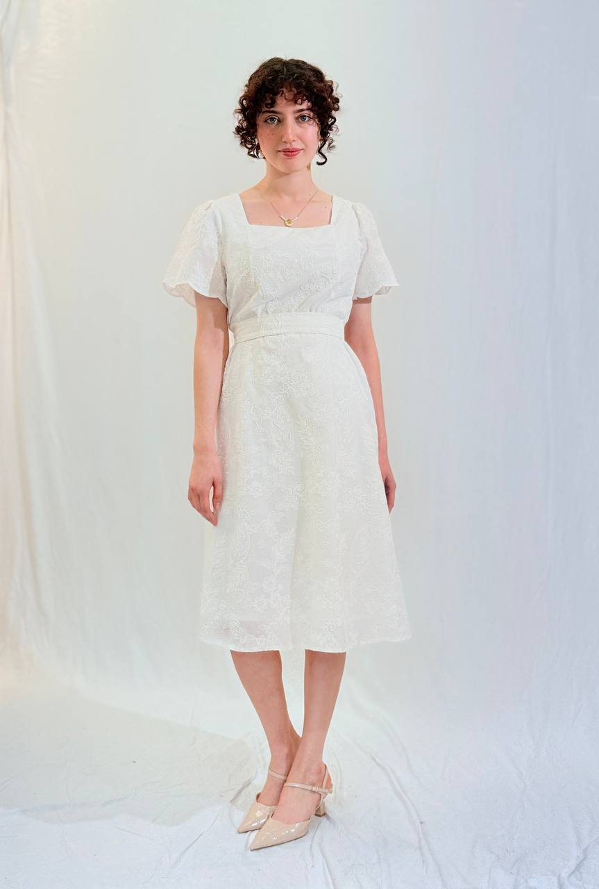 שמלת אמה- לבן