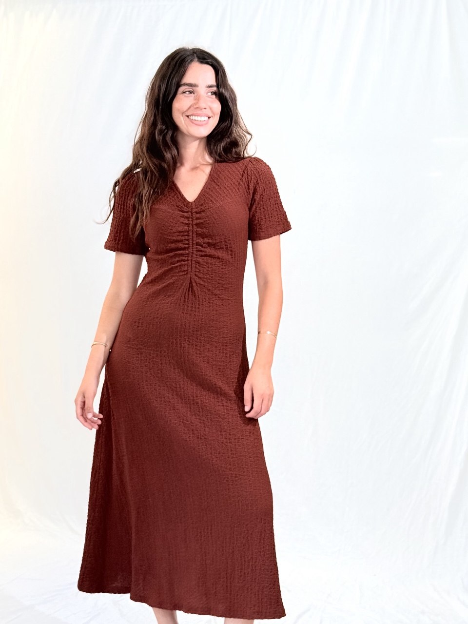 שמלת חן- בורדו
